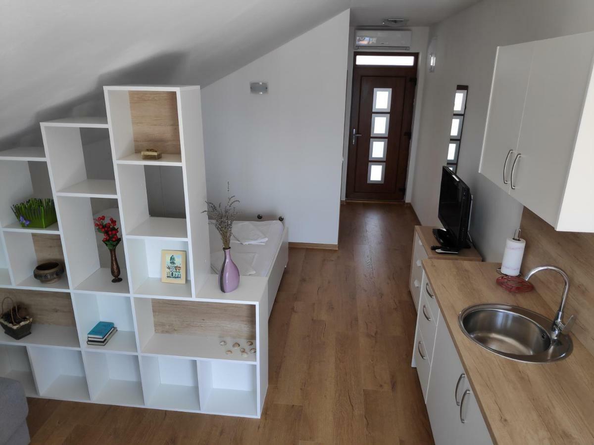 Apartman Anicic Подаца Екстериор снимка